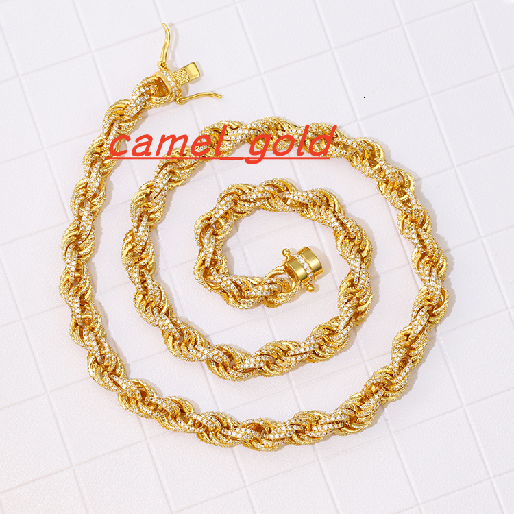 Yu Ying Exclusive Design 18K Gold Plated VVS Bling Moissanite Diamond 8mm Wide Cuban Chain Silver Rope Insert Necklace