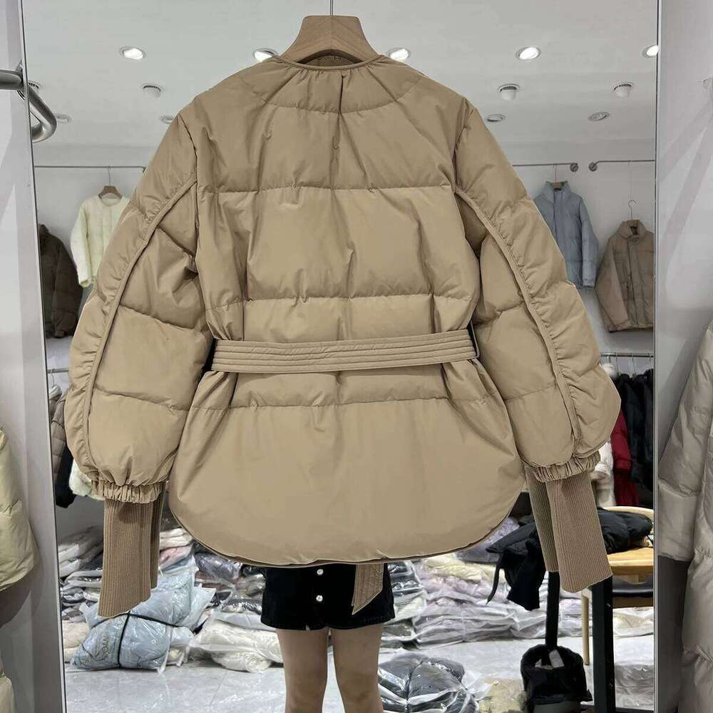 Lagabogy 2025 New Winter Women Design Warm Puffer Jacket Female 90% White Duck Down Coat With Belt Slim V-Neck Outwear