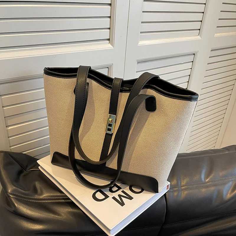 Women tote bag canvas bag fashion large capacity women tote bag popular women bag simple commuting with oneshoulder bag Z250911