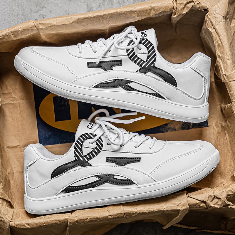 Durable Unisex Outdoor Running Footwear with Broad Head Seasonal Collection