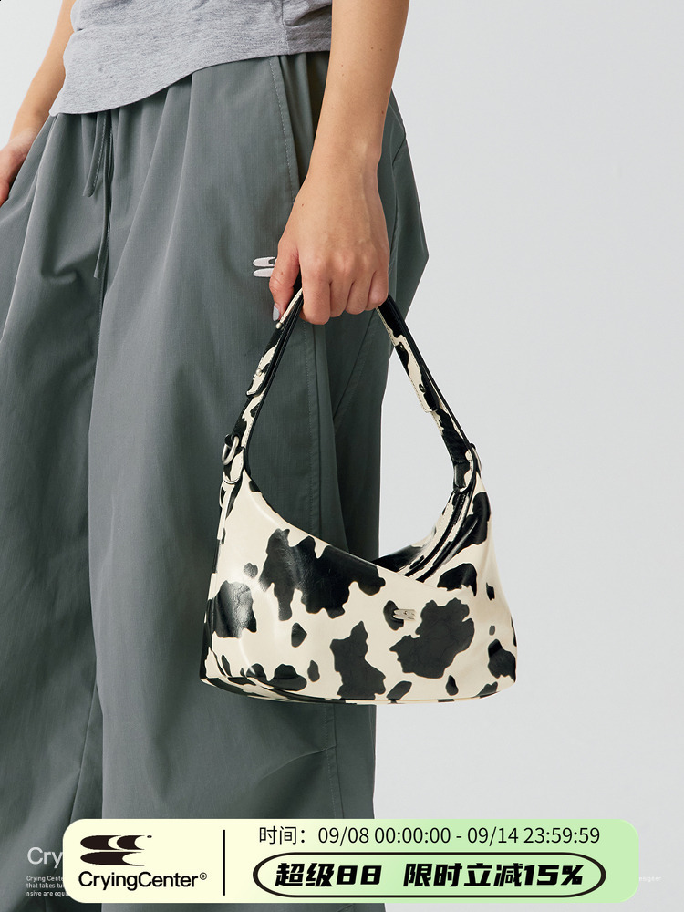Womens Simple Fashion Casual Tote Bag Cow Print Shoulder Bag Spacious SatchelLeopard Print Handbag for Everyday Use 250715