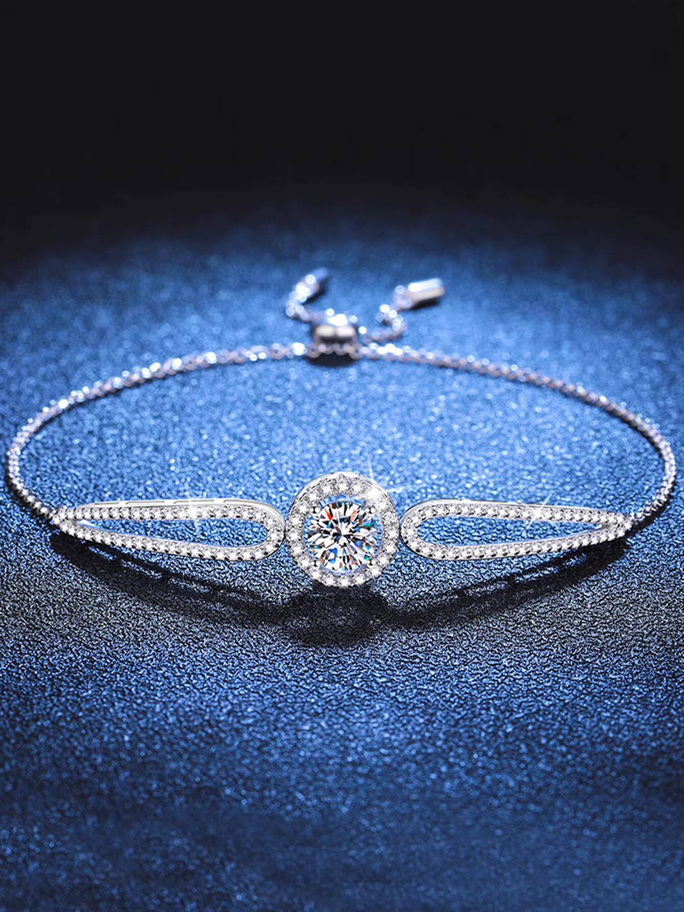 Claw Setting Gift Exquisite 1Moissanite Unique Round Moissanite 925 Sterling Silver Chain Bracelet Womens Jewelry