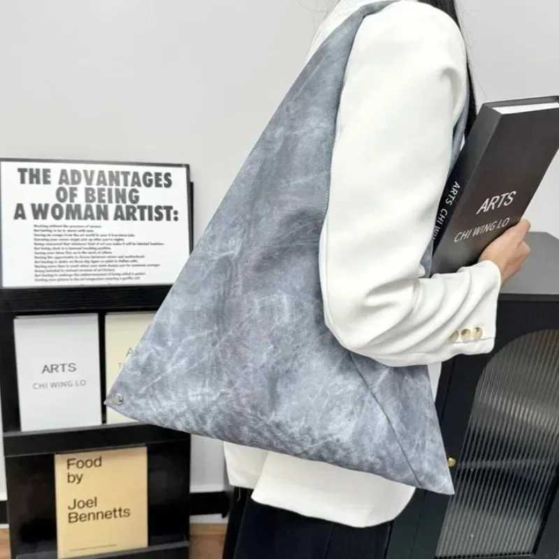 PU Hasp Solid Color Shoulder Bag Simple Fashion Womens Bags on Sale 2025 New Product Soft Large Capacity Womens Handbag Z250911