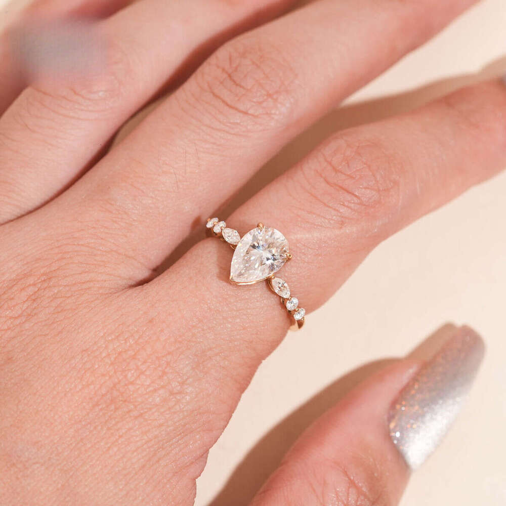 High Quality Pass Dia Tester 10k Yellow Gold Pear Cut 2ct Moissanite Engagement Ring for Women