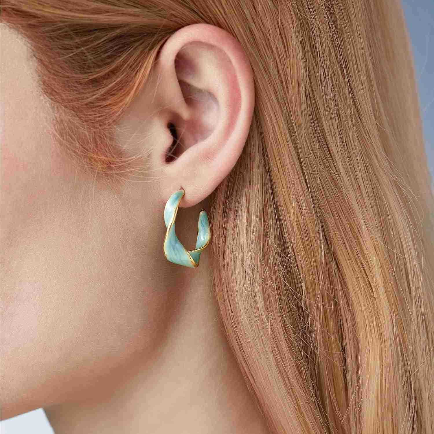 Bell Twisted Hoop Earrings for Women Alloy Vintage Enamel Oil Dripping 925 Sterling Silver Needle Round Huggie Earring Jewelry GiftsW250911