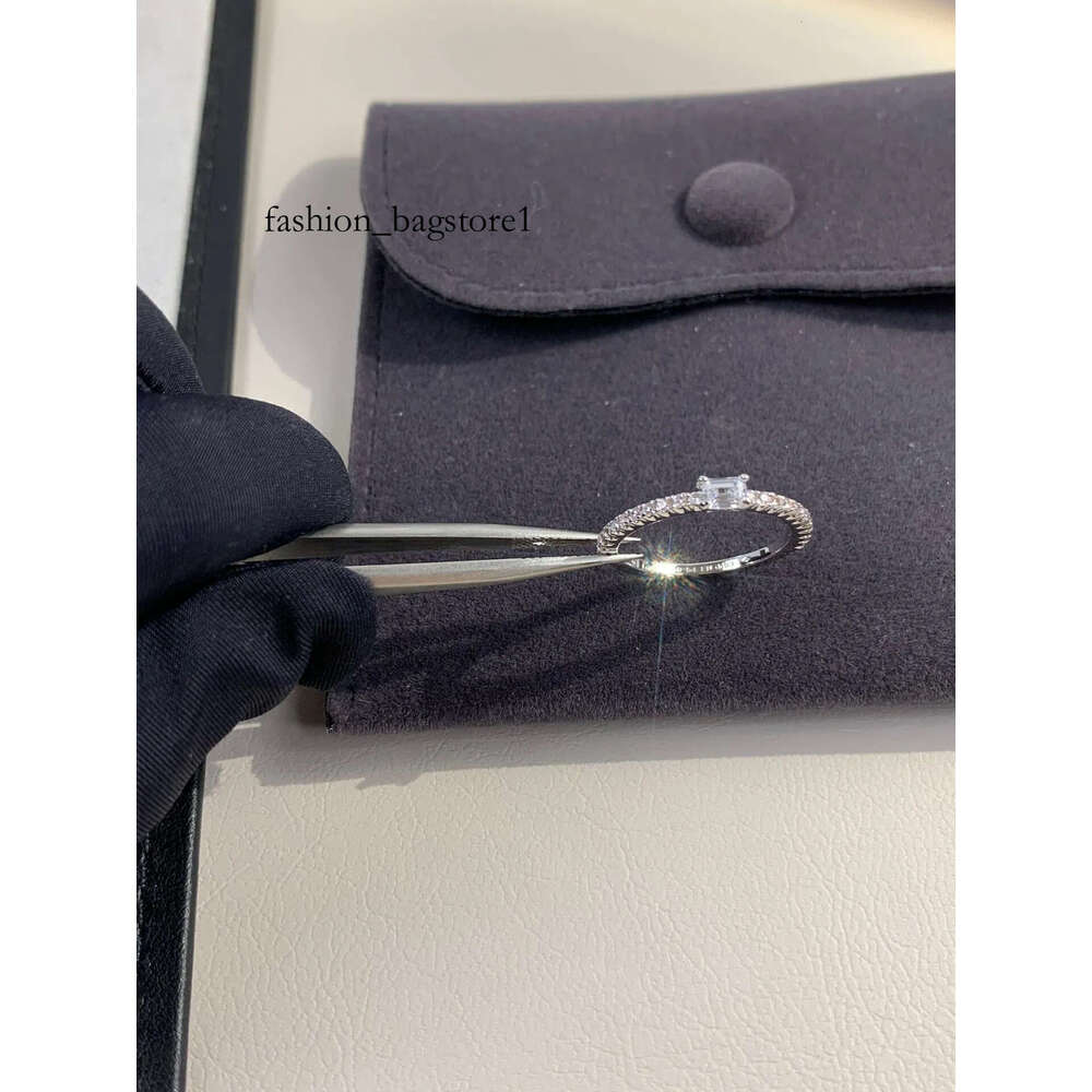 Love Eternity Micro Pave Moissanite Dia 100% Original sterling sier Wedding band Rings for Women Men Promise JewelryFashion Ring