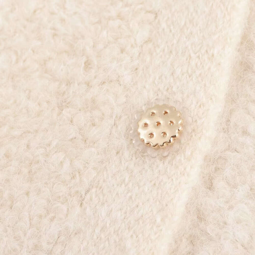 DHEssentials 2025 Autumn New French Simple Towel Chanel Style Round Neck Sleeveless Knitted Vest