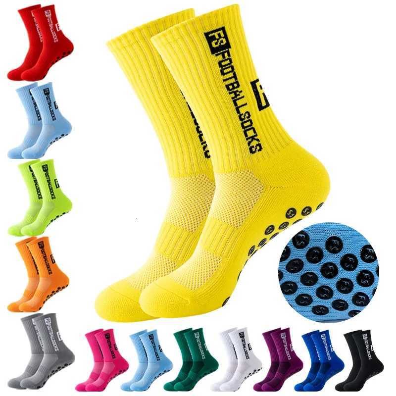 1 Pairs of New Mid Tube Glued Football Mens Socks for Sports Training and Competition Antislip and Breathable Soccer Socks D250911