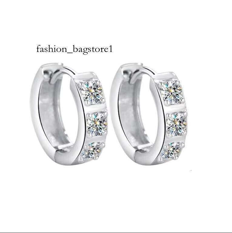 GRA Certified 0.1CT 3MM Round Cut Moissanite Stone Wedding Stud Earring for Women Sterling Sier Fine Jewelry