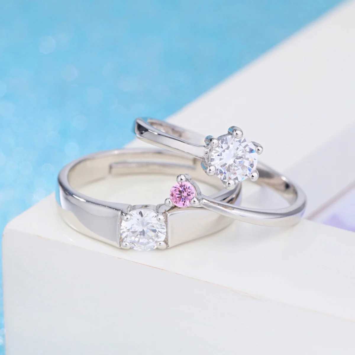 2PcsSet Luxury Pink White Zircon Square Couple Rings For Women Men Fashion Simple Geometric Matching Finger Ring Daily Jewelry W250911