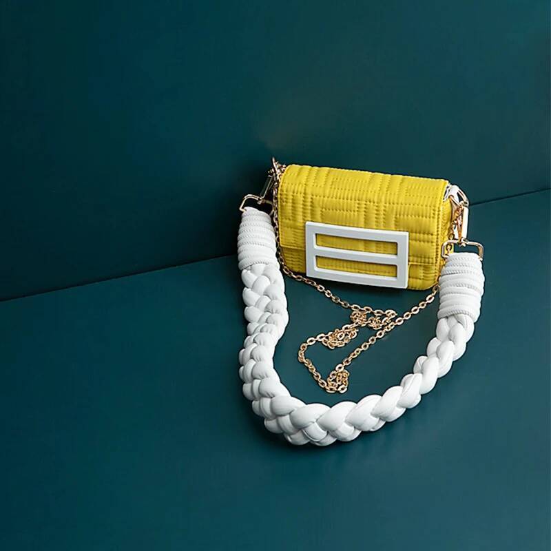 Mobile Phone Woven Strip Mini Bag Single Shoulder Messenger Small Flap crossbody Fashion Women Designer New high-quality