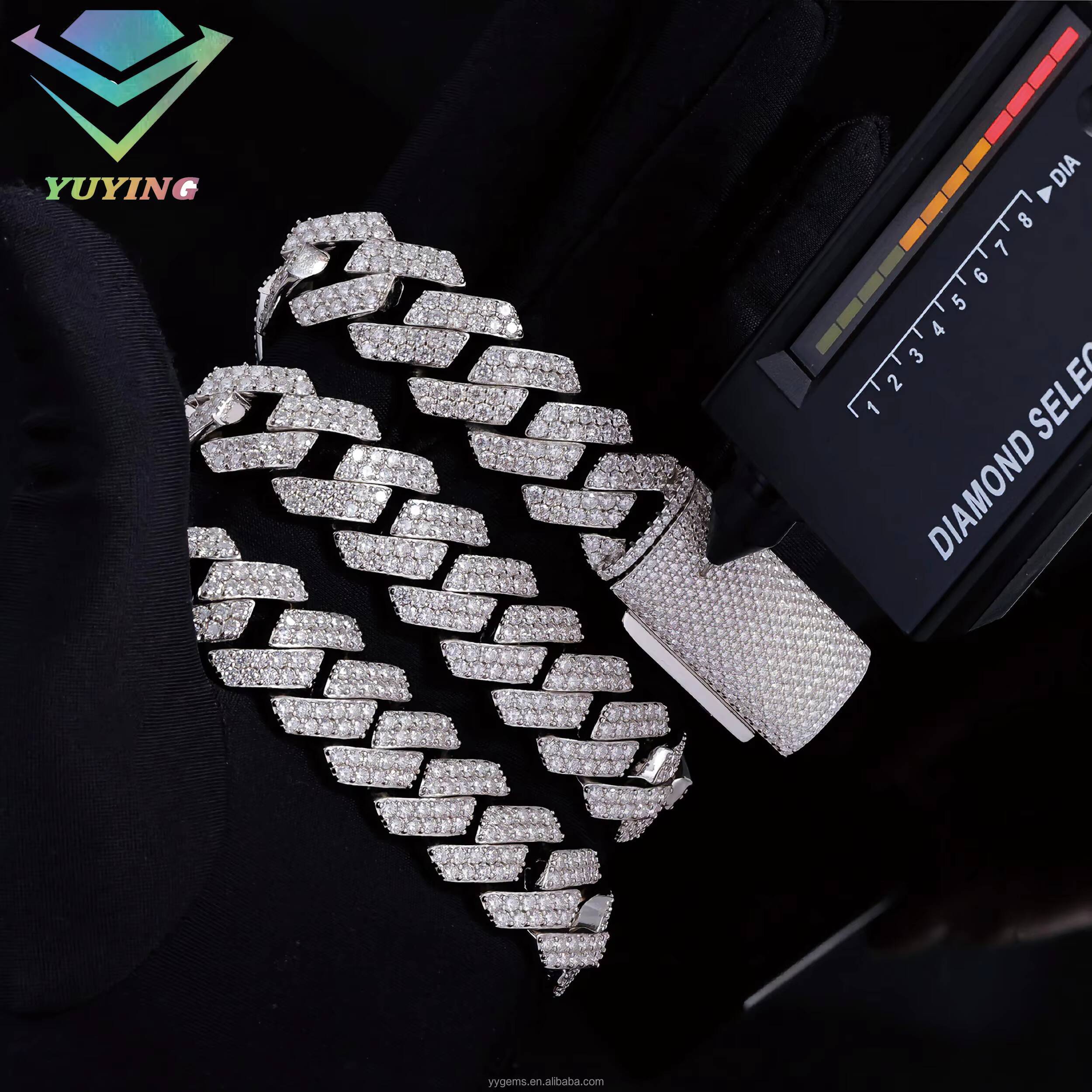 Hiphop Jewelry 17mm Necklace S925 Sterling Silver D Color VVS Moissanite Necklace Cuban Link Chain