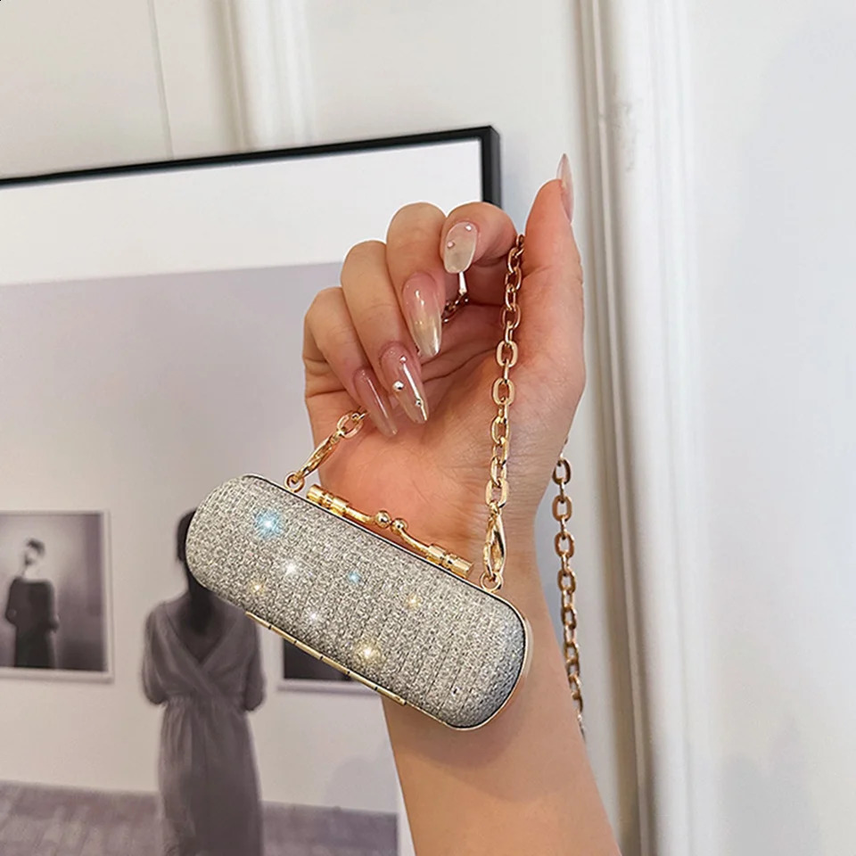 Mini Lipstick Case with Metal Buckle Fashion ious n Shiny Lip Stick Storage Case Chain Shoulder Bag Cosmetic Bag 250910