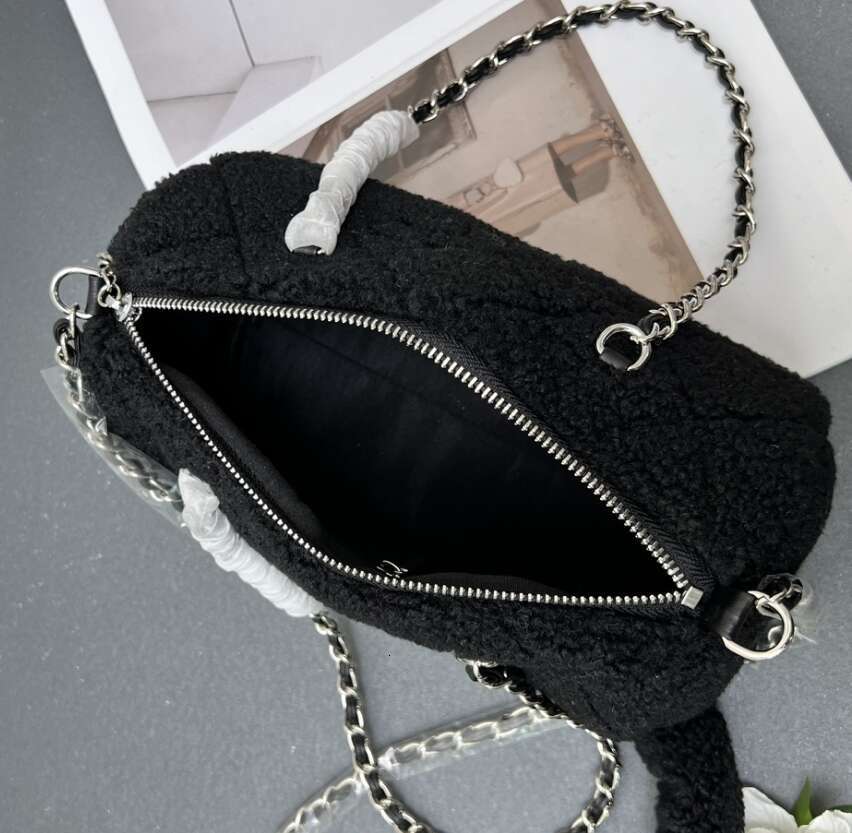 Designer bag Shoulder bag HOBO bag Hig Quality Handbag Designer Luxury Shoulder bag Classic Women Designer 2025 Handbag Black Leather Chain bag An All