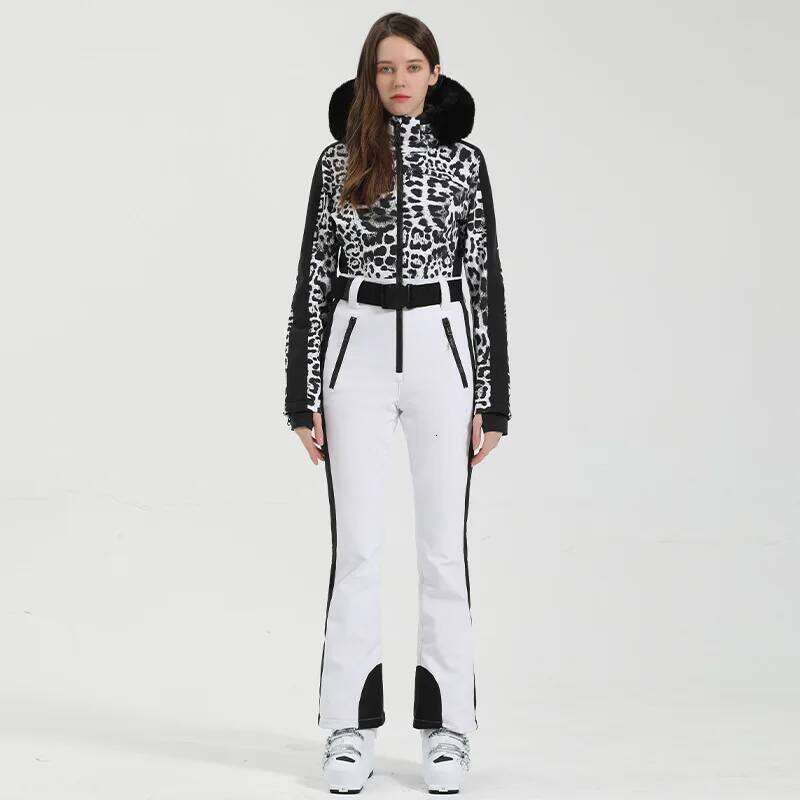 One-Piece Ski Suit For Women, Snowboard Overalls, Windproof And Waterproof, Breathable Clothing, Thickening, Skiing Suit, Winter