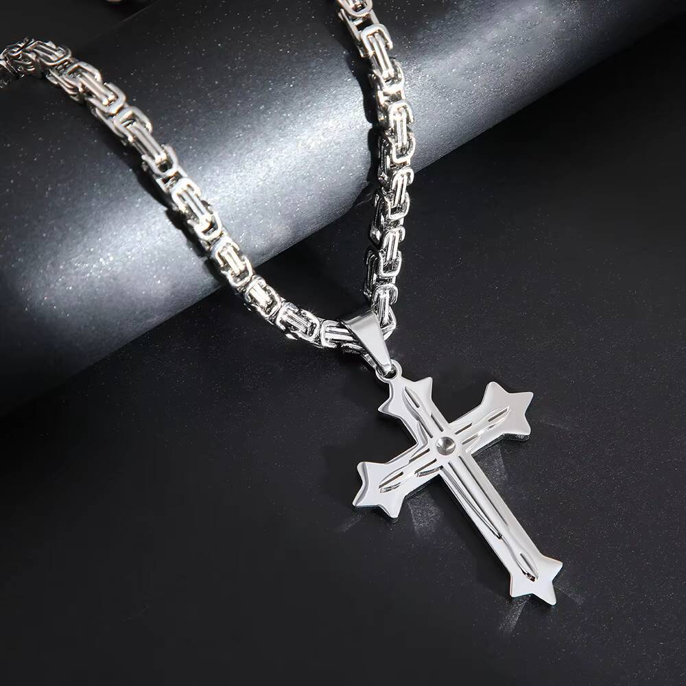 Mens Trendy Titanium Steel Diamond Cross Pendant Necklace Personalized Hiphop Style Stainless Steel Chains Jewelry