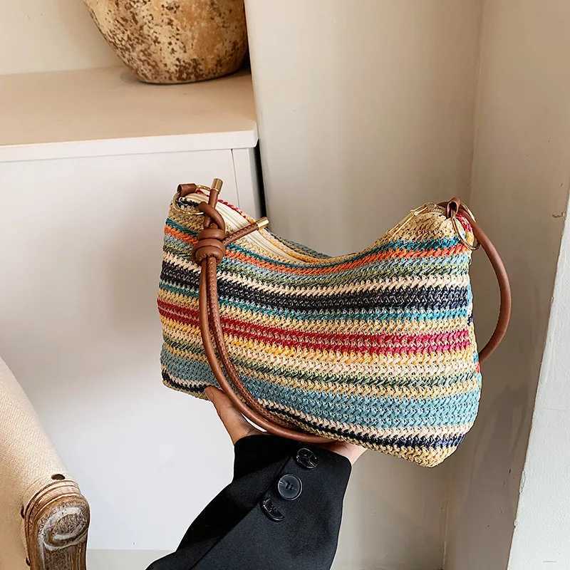 Womens Striped Woven Straw Tote Bag Lightweight Large Capacity with Detachable Coin Purse Zip Closure for Beach Vacation W250911