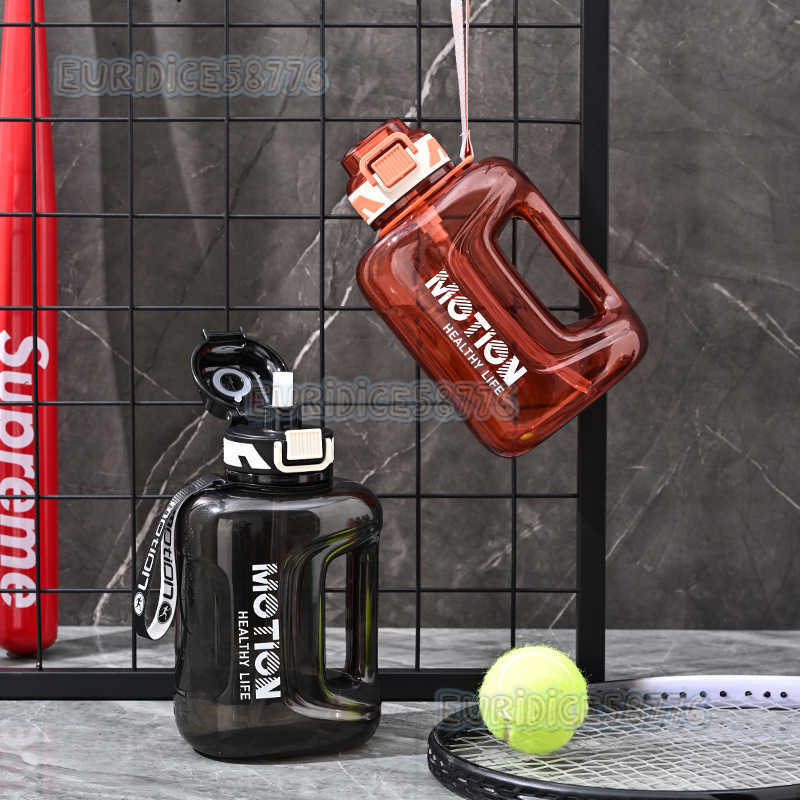 New Trendy Large Capacity Straw Cup Fitness Portable Sports Water Bottle with Scale H250911