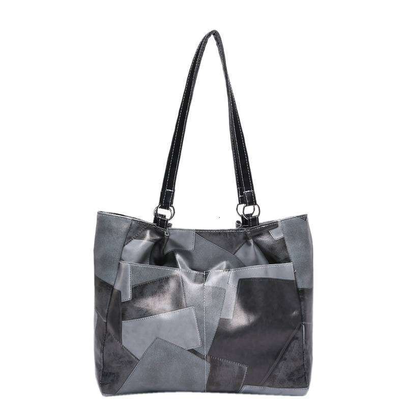 Three-Color Large-Capacity Bag, New Stylish Elegant Summer Tote, With A Simple Relaxed Design, Suitable For Commuting And Casual Use.