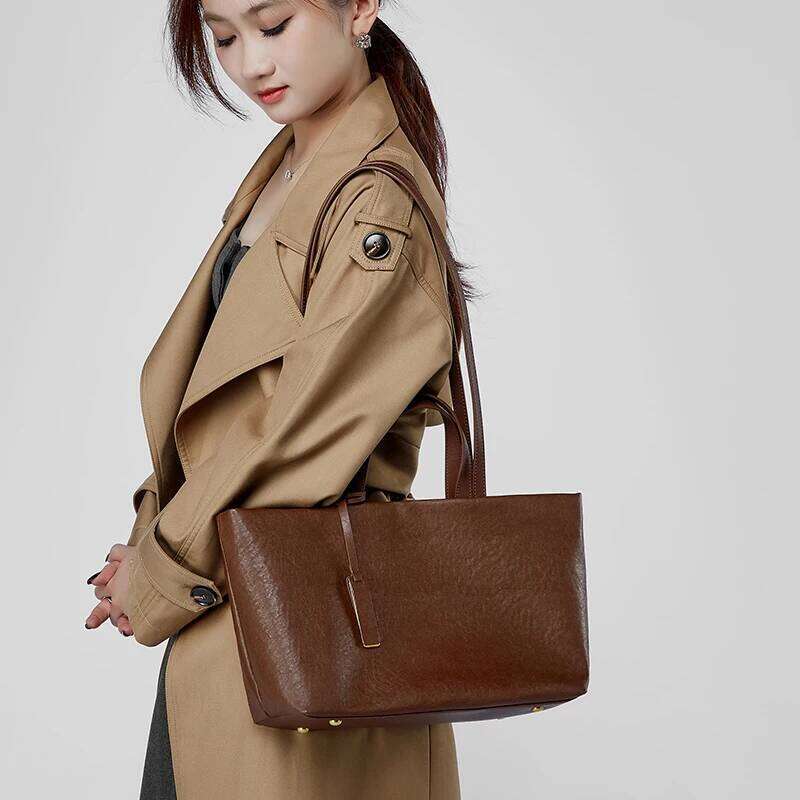 Genuine Leather Woman Tote Bags Vintage Designer Women's Shoulder Bag Fashion Soft Cowhide Large Capacity Handbags 2907 250911