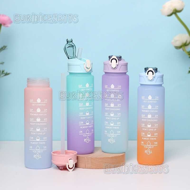Crossmirror Plastic Water Cup with Straw Gradient Color Outdoor Frosted 750ml Sports Water Bottle H250911