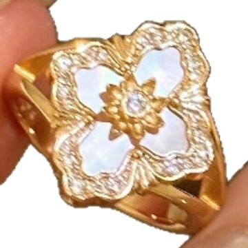 Luxury Brand Designer Jewelry Vintage Second-Hand Light Luxury High-End Pink Mother-Of-Pearl Four-Leaf Clover Ring Palace Style Sweet Versatile Exquis
