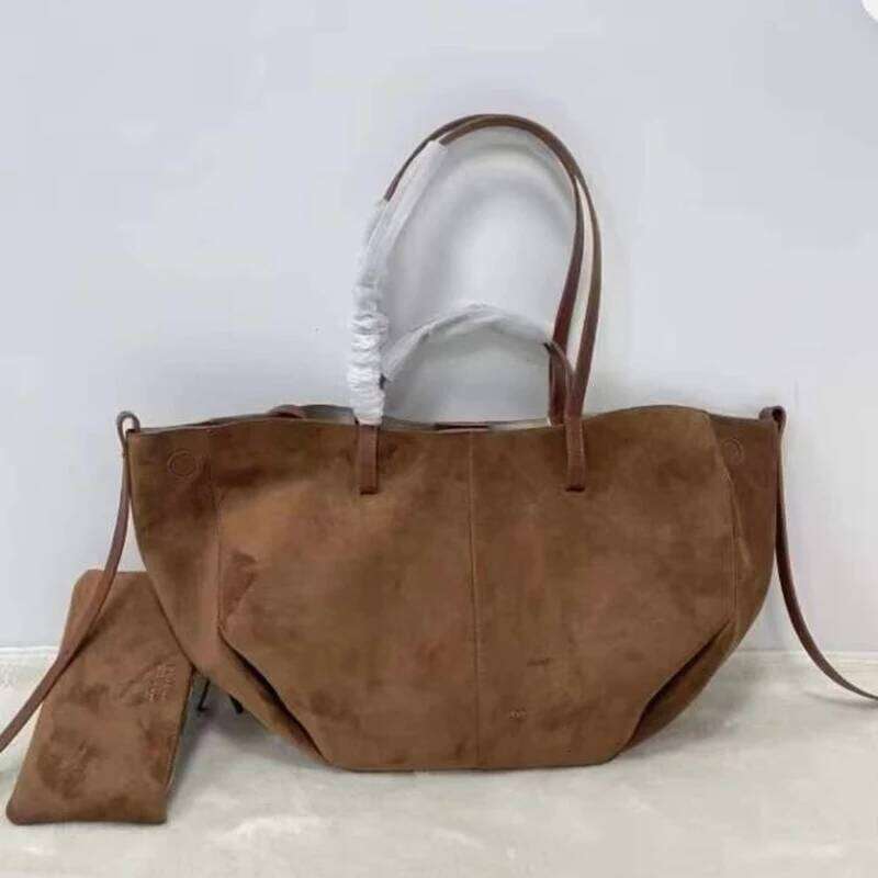 Genuine Leather - Frosted Top Layer Cowhide Niche Design Shoulder Large Capacity Commuter Tote Wing Bag