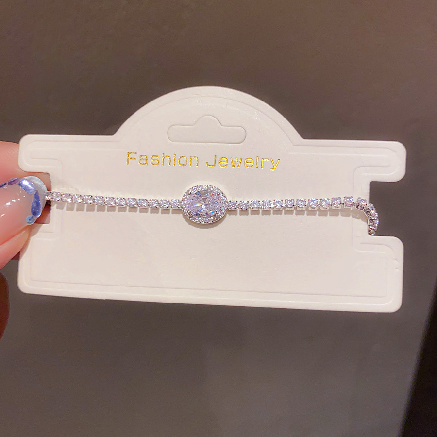 Silver - Toned Bracelet With Oval - Shaped Sparkly Crystal, Pave Diamond - Like Accents Delicate Daily & Elegant Jewelry Gift For Her High - Quality A