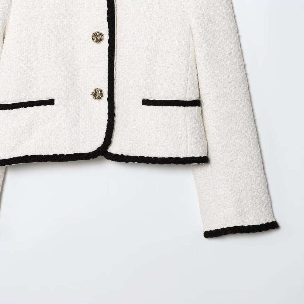 2025 New Fashion Elegant Women's Small Chanel Style Trimmed Fleece Jacket 1293054