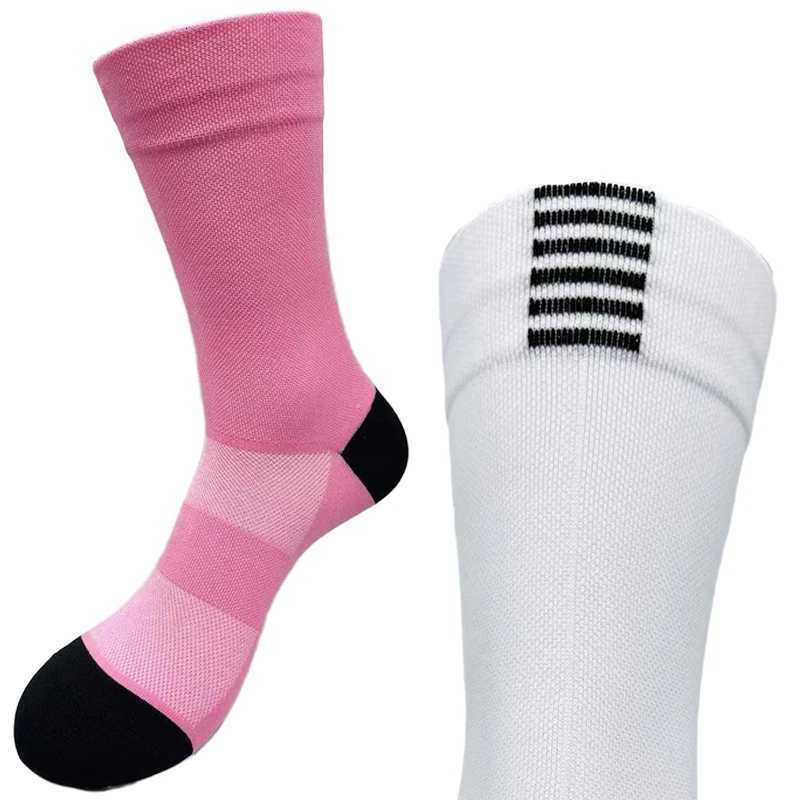 4pairs Professional Cycling Socks Tube Mens and Womens Outdoor Sports QuickDrying Four Seasons Bicycle Socks Running Socks D250911