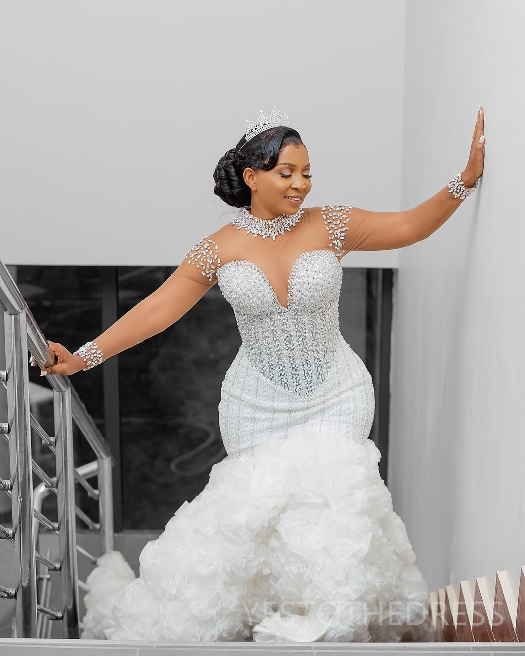 2025 Plus Size Aso Ebi Wedding Dress Bridal Gowns For Bride Mermaid High Neck Illusion Beaded Lace Pearls Ruffles Tiers Rhinestones Wedding Gowns For 