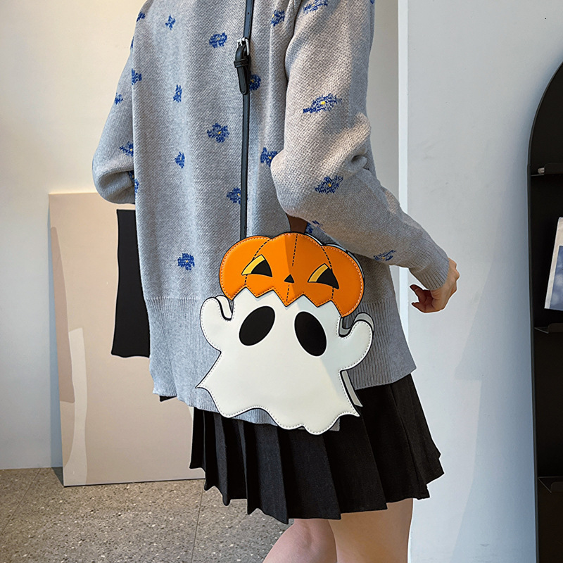 Halloween new leisure trend Halloween quirky style pumpkin bag atmospheric niche design fashionable ghost shoulder bag designer bag