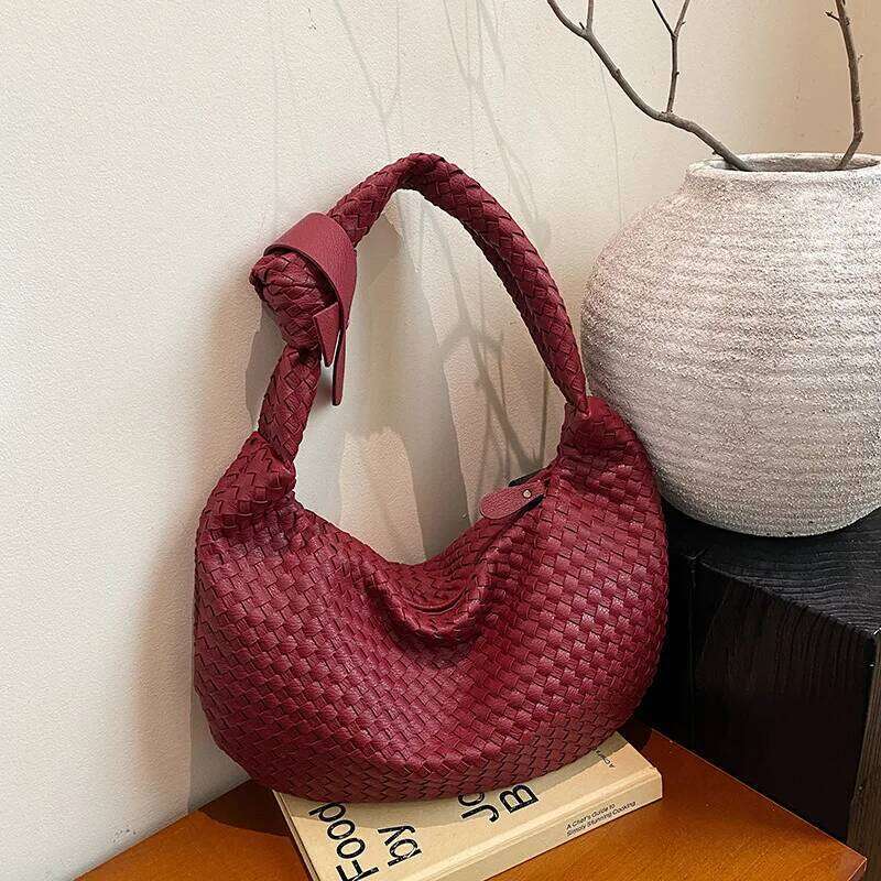 2025 Women's French Boho Gothic Feather Cross Body Crescent Bag