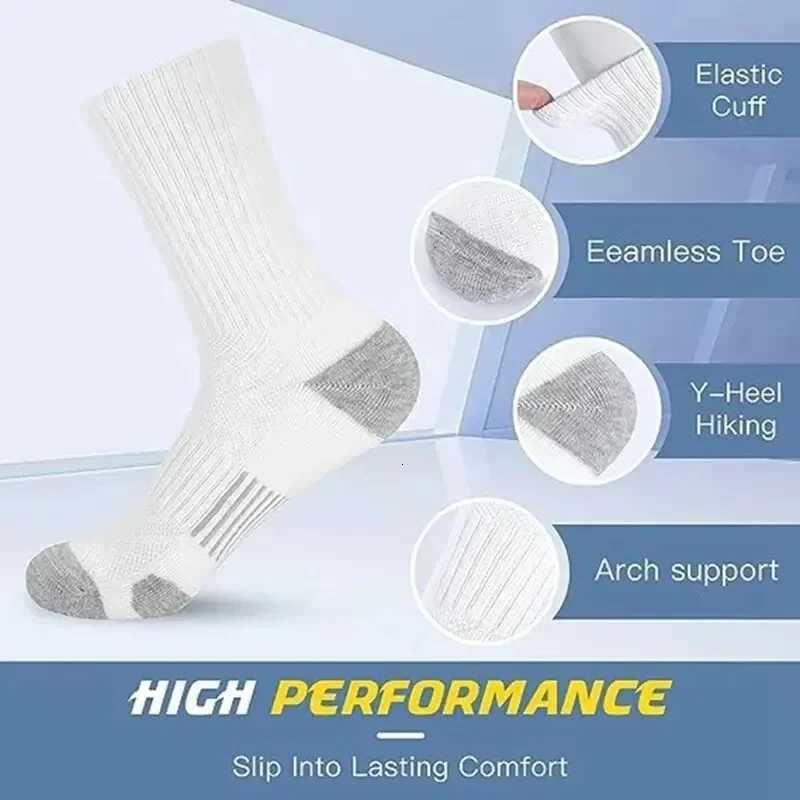 16122030 Pairs Mens Outdoor Gym Socks High Quality Comfortable Soft GroundGripping Football Large Size New Style D250911