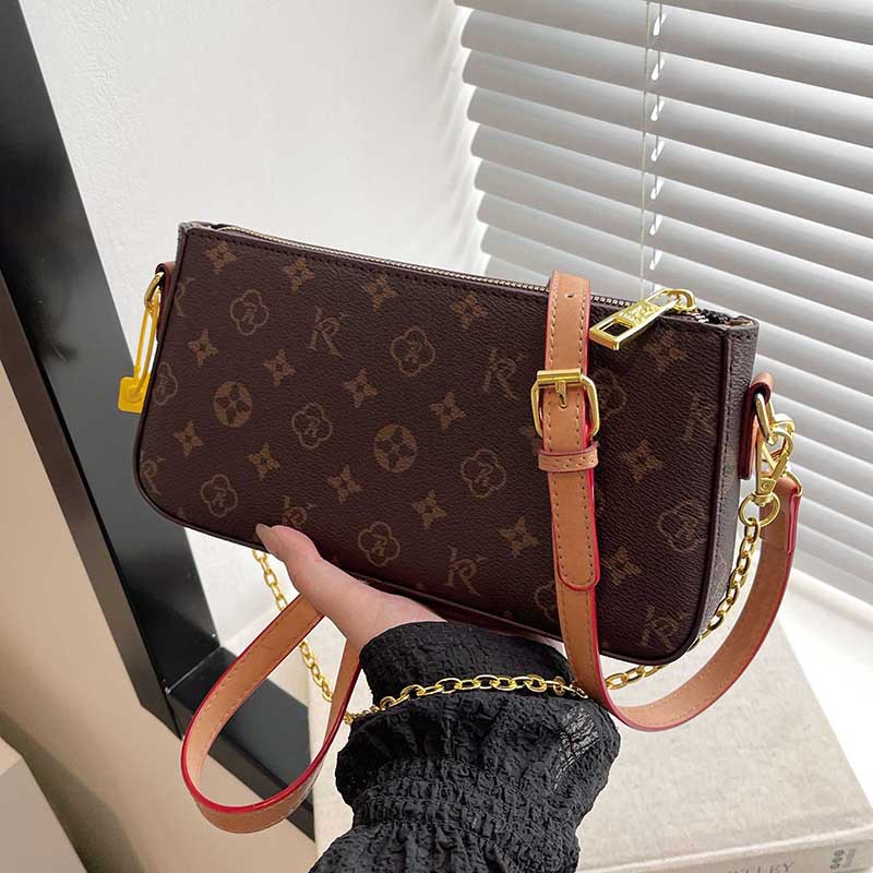 Free delivery designer bags Large capacity tote bag women retro armpit bag commuting handbag shoulder bag Nylon