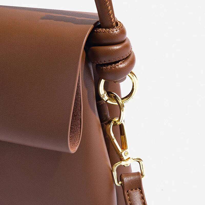 Women's Fashion Crossbody Bag 2024 New PU Leather Designer Adjustable Shoulder Strap Messenger Bags for Women
