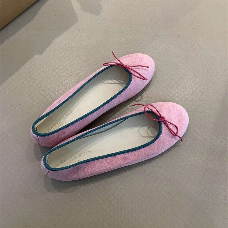 Gentle Fairy Pink Ballet Flats 2025 Korean Version Velvet Bow Round Toe Shallow Mouth Soft Sole Designer Shoe Flat Grandma Shoes