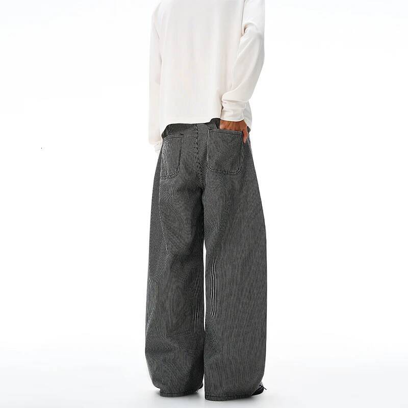 2025 Autumn/Winter Retro Stripe Printed Jeans for Men, Loose Straight Tube Curved Knife Version, Versatile Couple Long Pants