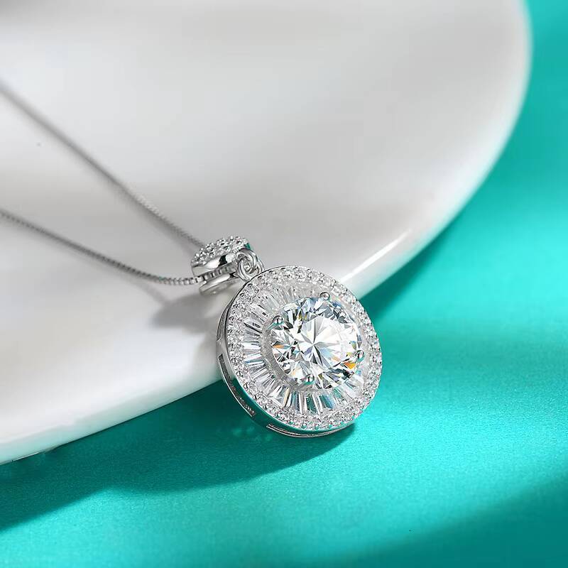 S925 Sterling Silver 2 moissanite Moissanite Diamond Necklace Versatile HighEnd round Pendant Daily Wear Gift for Girlfriend