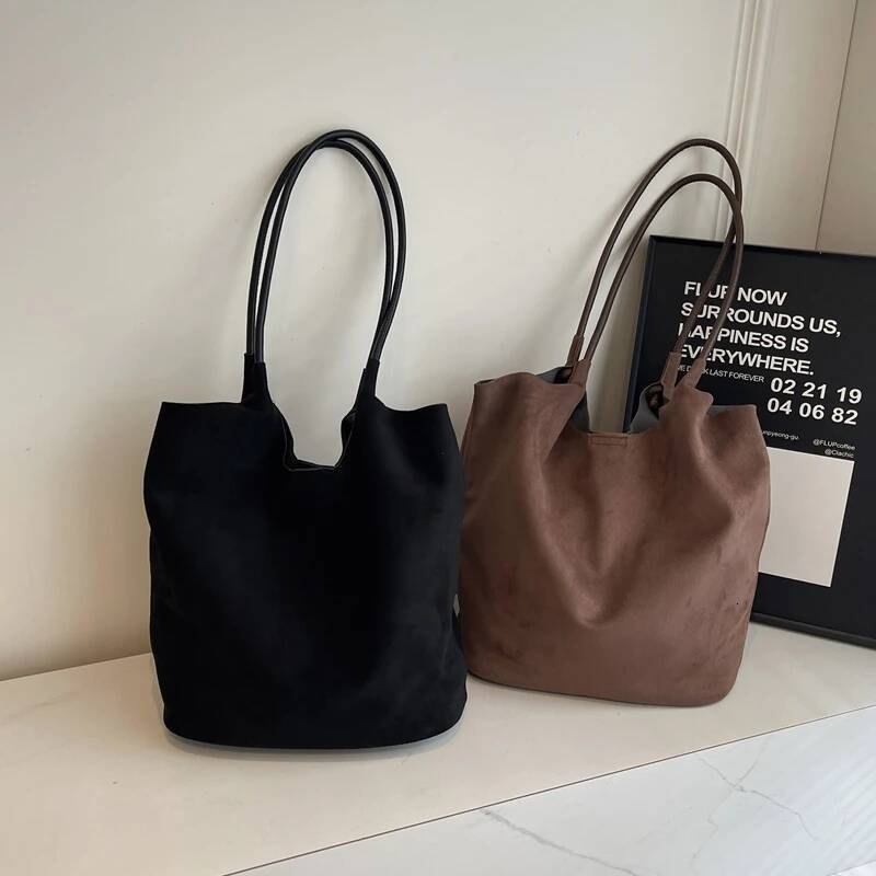 Tote Bag Faux Suede Slouchy Shoulder Bag For handbag Autumn trend new designer Women Solid Hand Retro Hand Woman Fashion Commuter Shopping Bag Women S