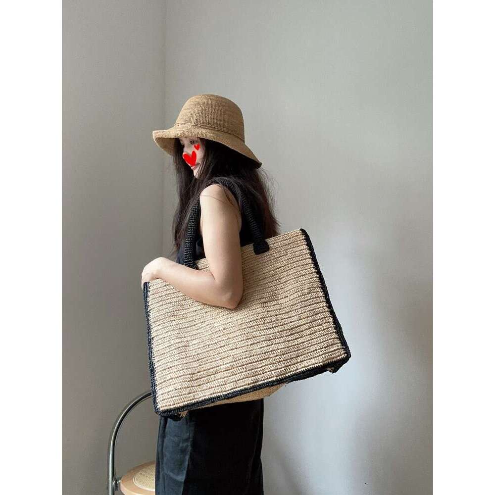 Designer Bag Tote Bag Shoulder Bag French Niche Design Tote For Women Large Capacity Color Block Woven Handbag Raffia Handwoven Shoulder Bag