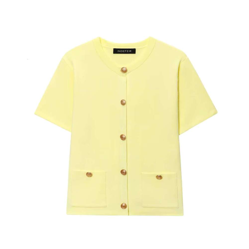 DHEssentials Z2025 New Style Chanel-Inspired Round Neck Patch Pocket Button Design Short Sleeve Knitted Jacket for Women 6427031