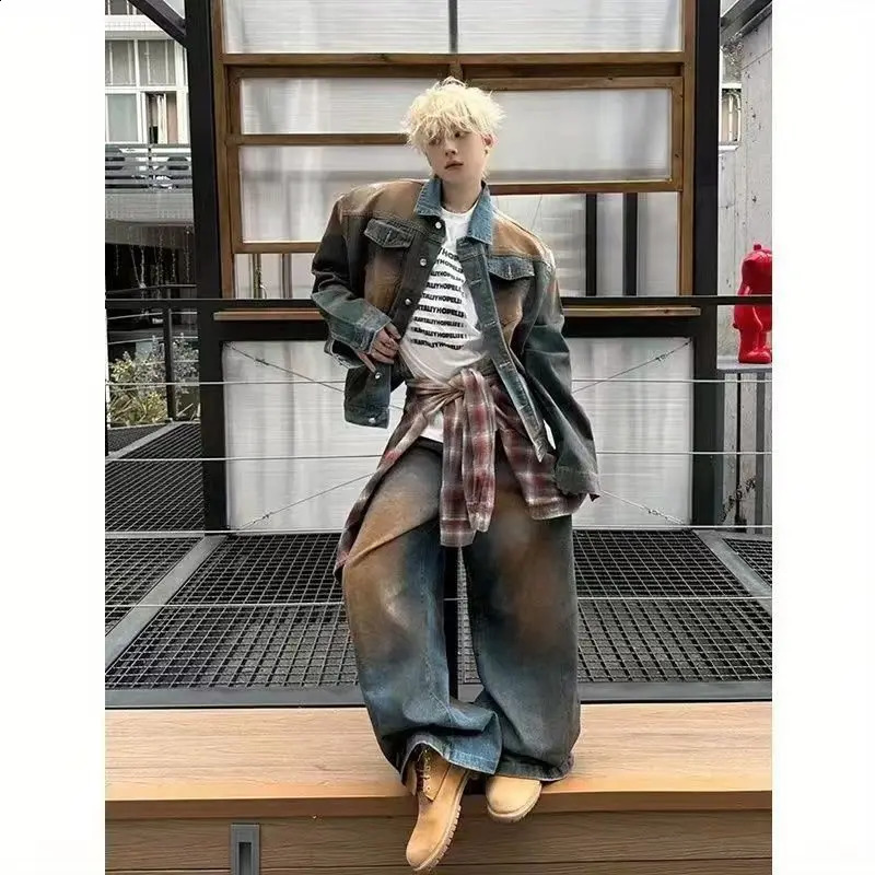American Retro Y2K Fashion Men Clothing Street Hip Hop Gothic Harajuku Oversize couple street Joker Jacket Tops 250911