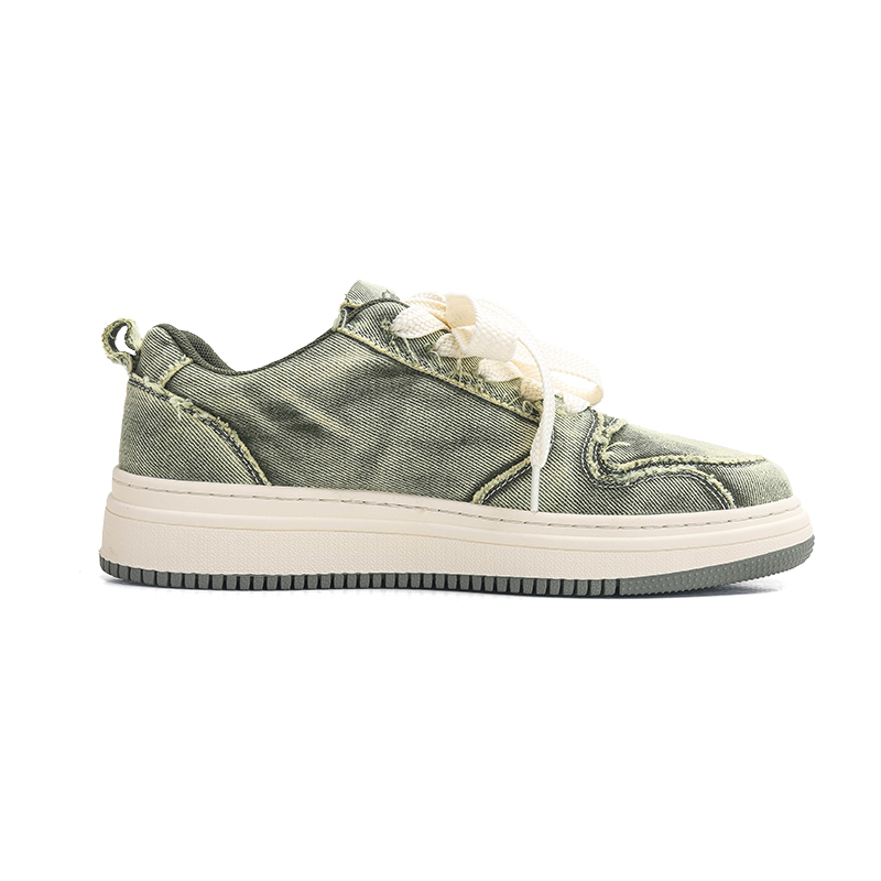 Board shoes men's 2025 autumn new denim breathable thick sole Korean version trendy and versatile low top casual sports men's shoes designer