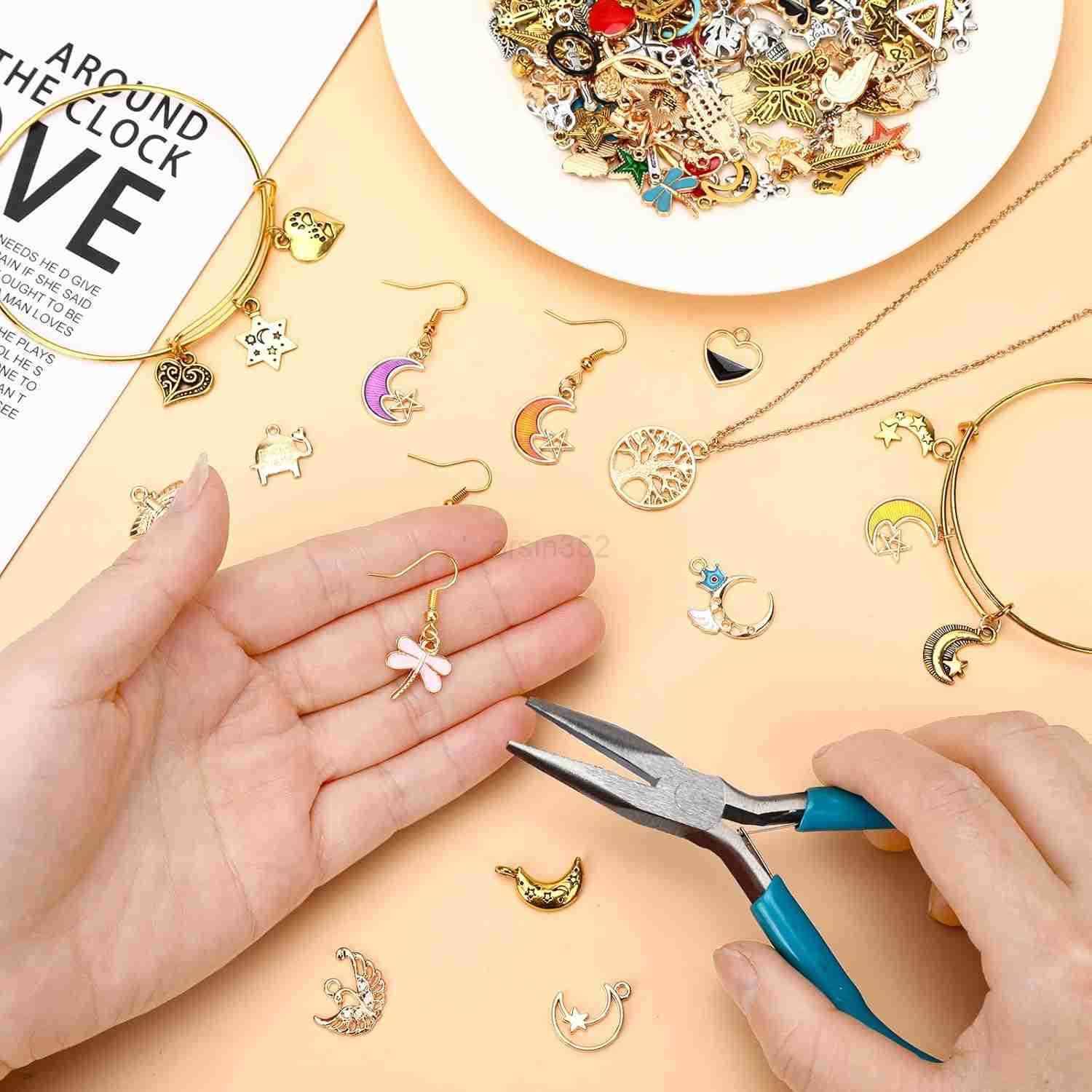 200Pcs Charms for Jewelry Making Assorted Enamel Charms Mixed Antique Gold Tibetan Silver Jewelry Bangle Charm Pendants for Necklace Earrings CrafW250
