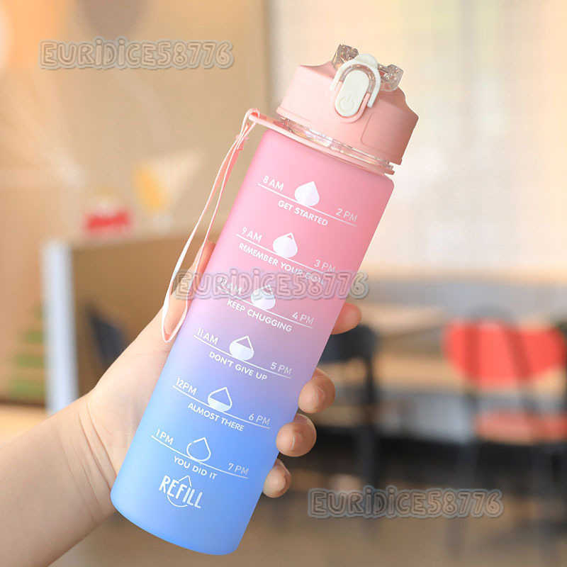 Gradient Color Matte Water Cup Fitness Sports Cup Straw Cup Men and Women Portable Handle Plastic Cup Water Bottle H250911