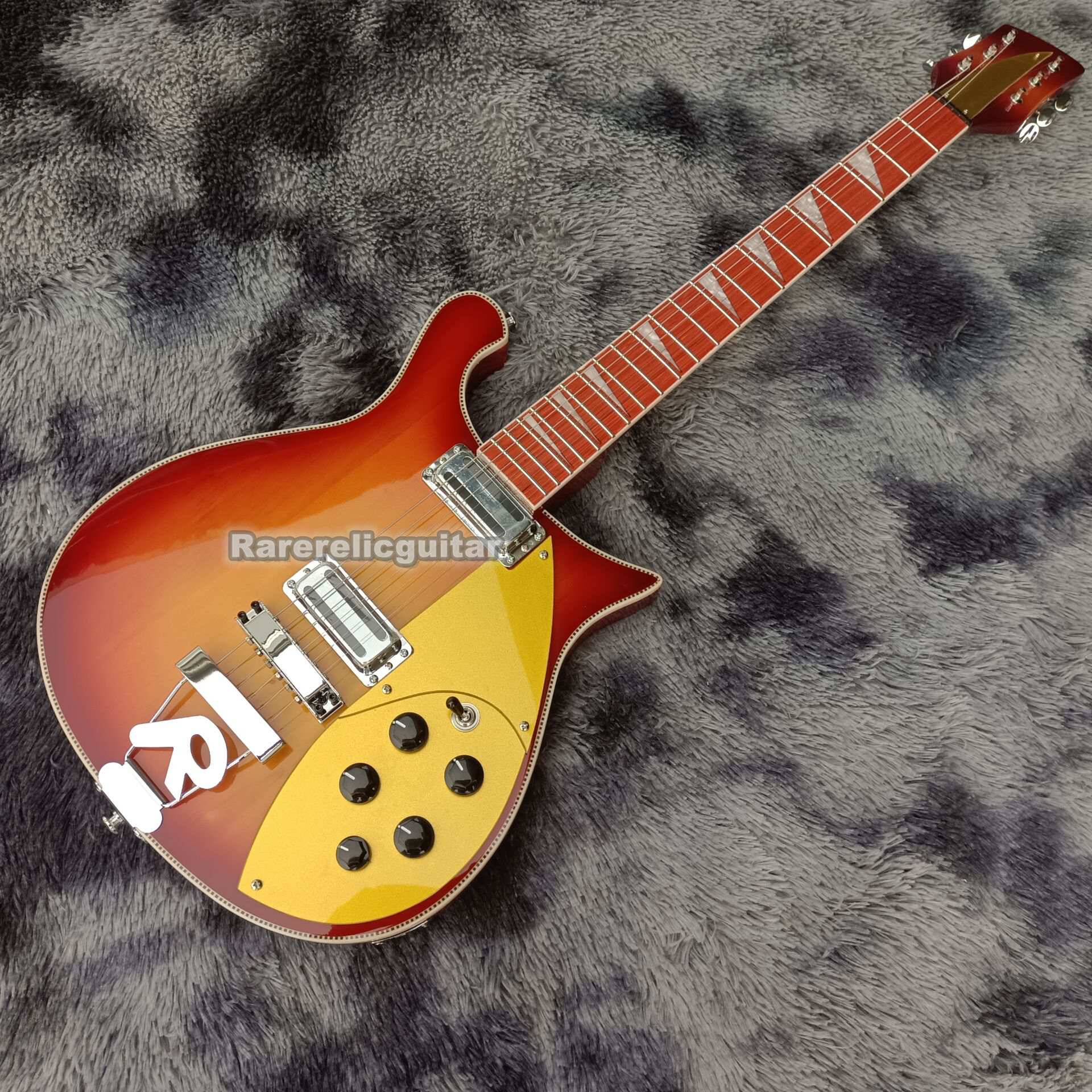 660 6-String Sunburst Electric Guitar with Silver Accessories, Poplar Body and Maple Neck