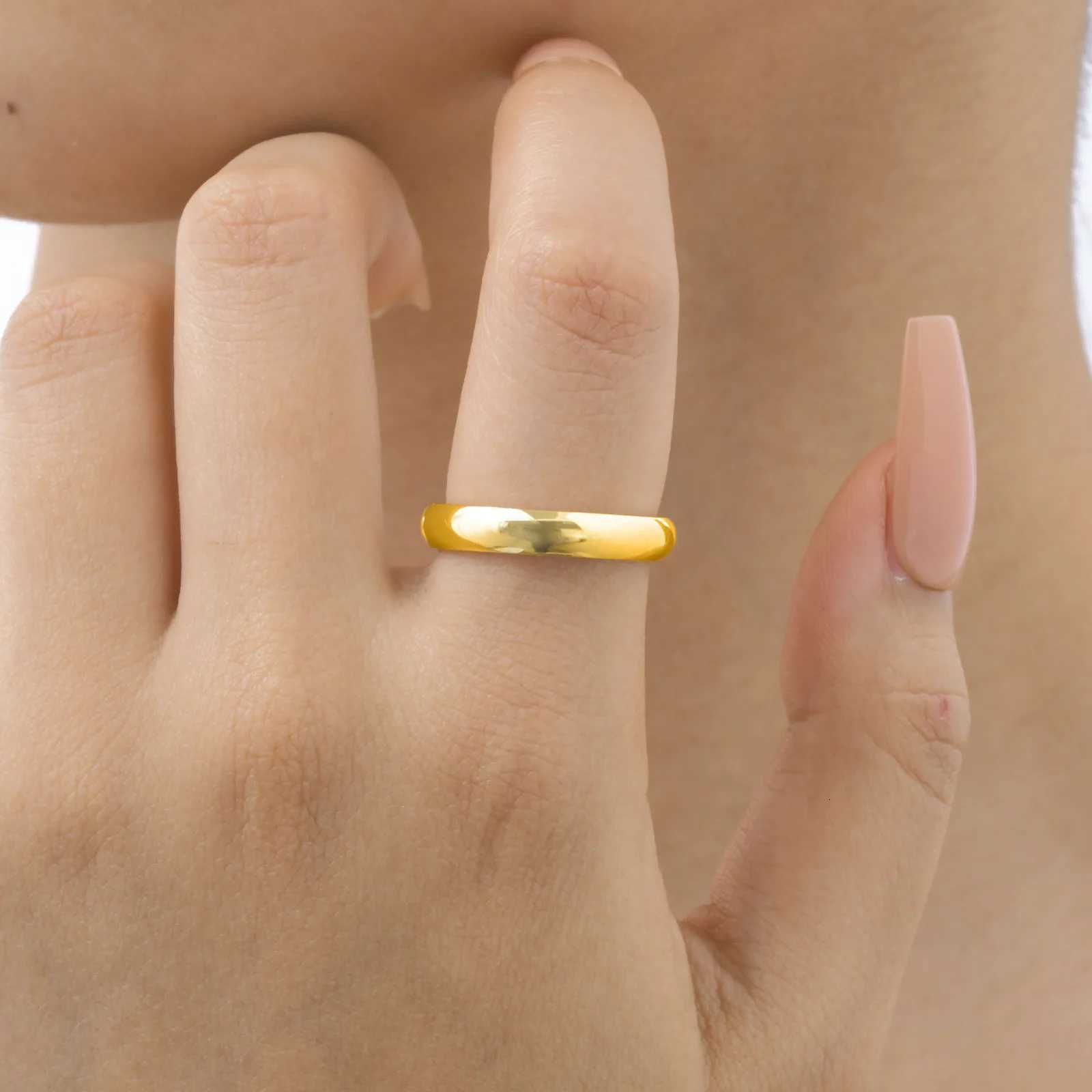 Prjewel Gold Color Wedding Band Stainless Steel Ring 4mm US Sizes 6 7 8 9 Round Rings Gift for Lady Minimalist Rings for Women W250911