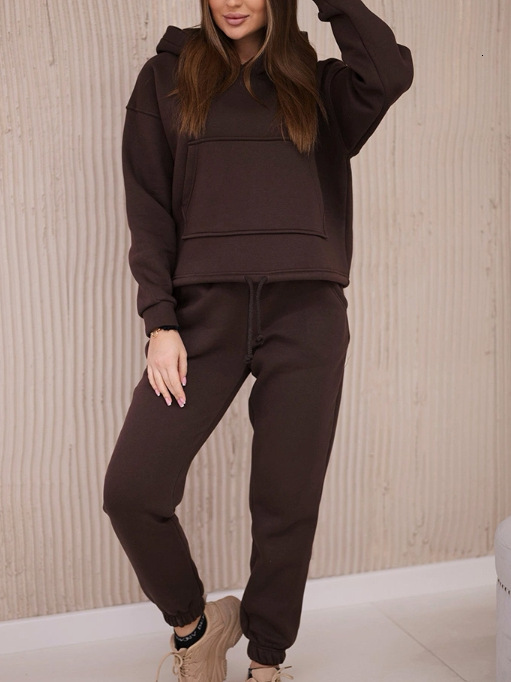 2025 autumn and winter hot selling European and American women's long sleeved top loose sports casual two-piece set autumn and winter new designe
