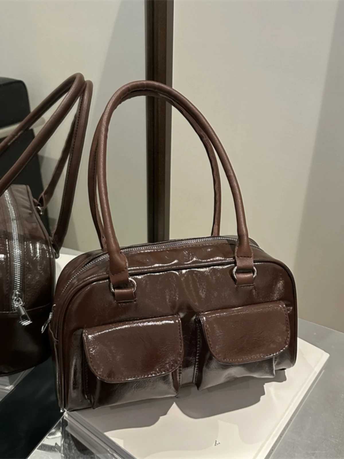 Personali Commuter Double ket Handbag Faionable Underarm Single oulder Bag Small Design Autumn New Sle Z250911